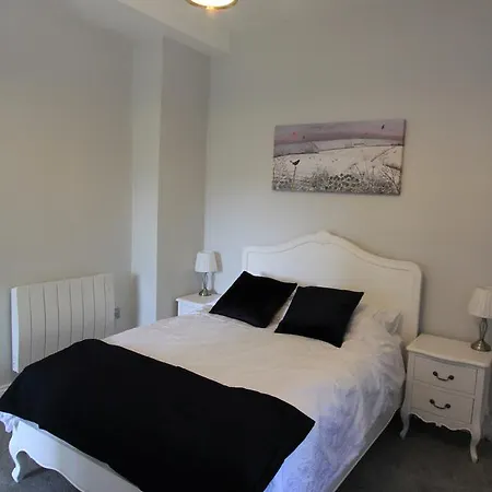 Apartment Farfield